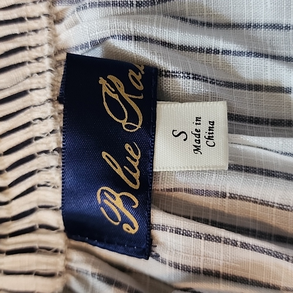 Striped Off-Shoulder Women's Top - Picture 2 of 4